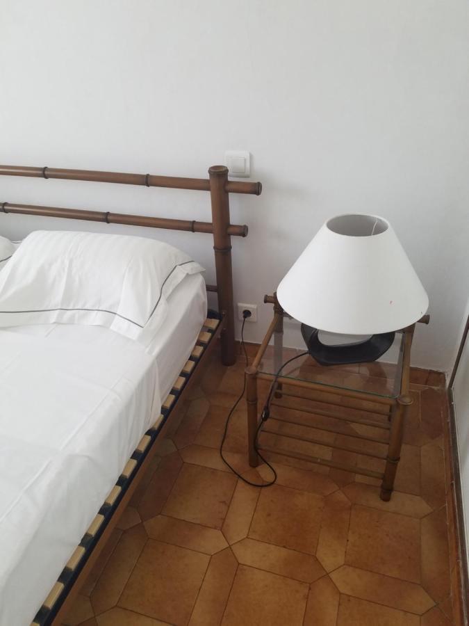 Chambres D Hotes A 20 Pas De La Plage Люссиана Экстерьер фото